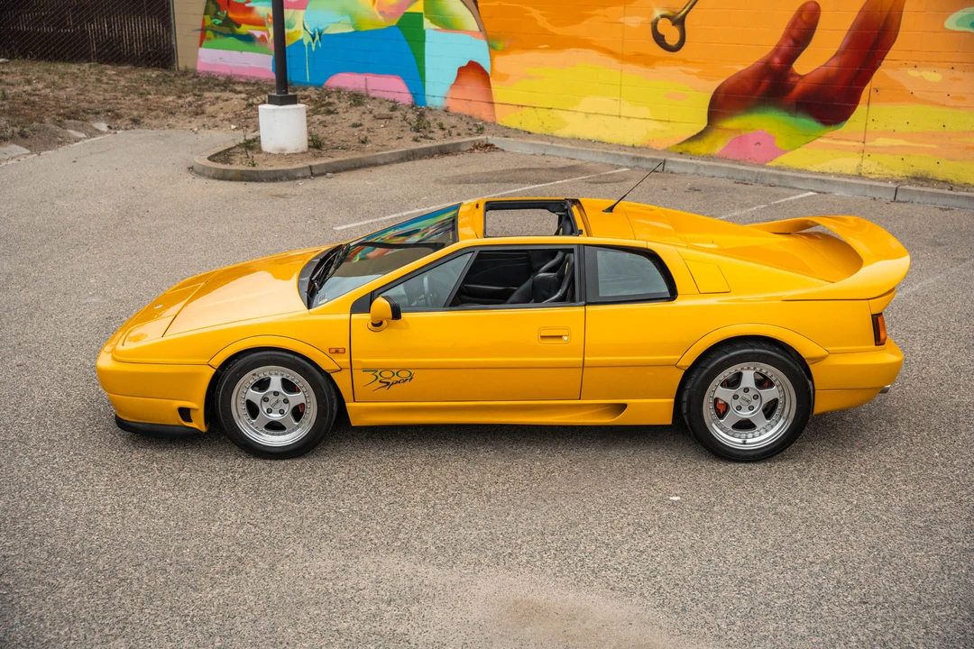 1994 Lotus Esprit Series 4 - Image 7 of 31