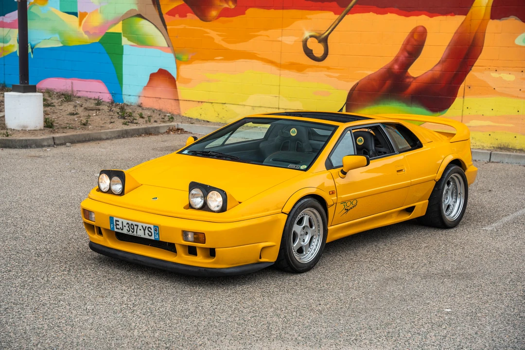 1994 Lotus Esprit Series 4 - Image 4 of 31