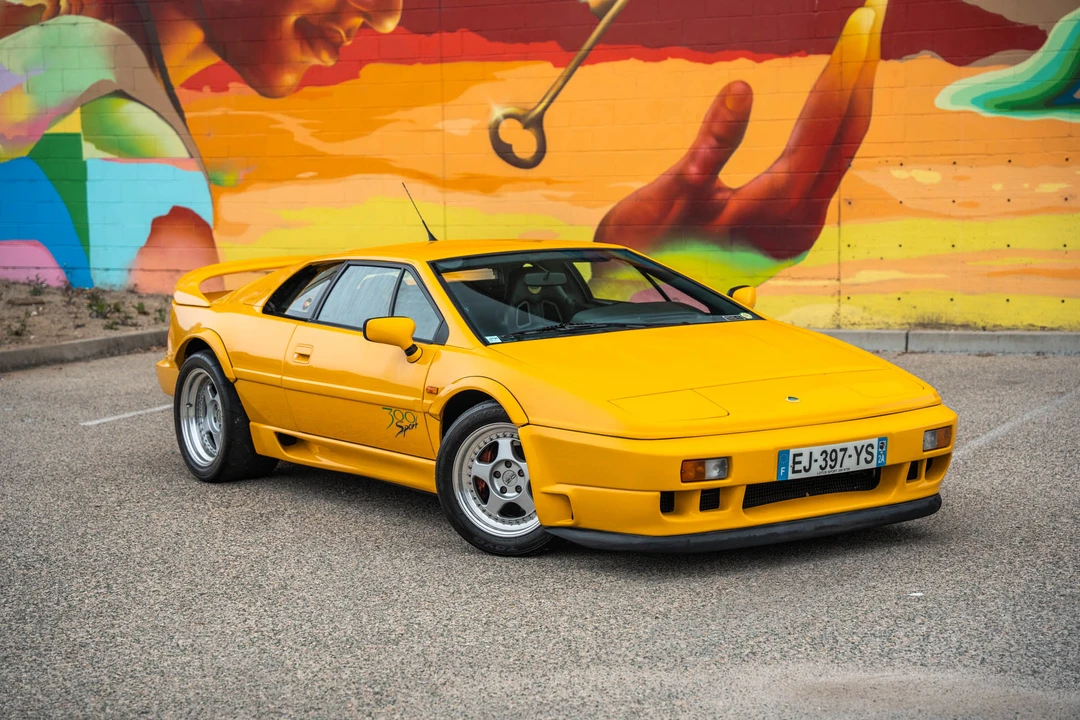 1994 Lotus Esprit Series 4 - Image 30 of 31