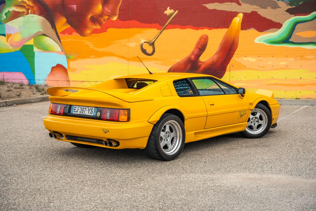 1994 Lotus Esprit Series 4 - Image 23 of 31