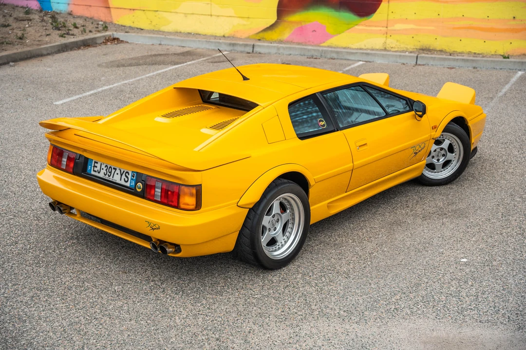 1994 Lotus Esprit Series 4 - Image 21 of 31