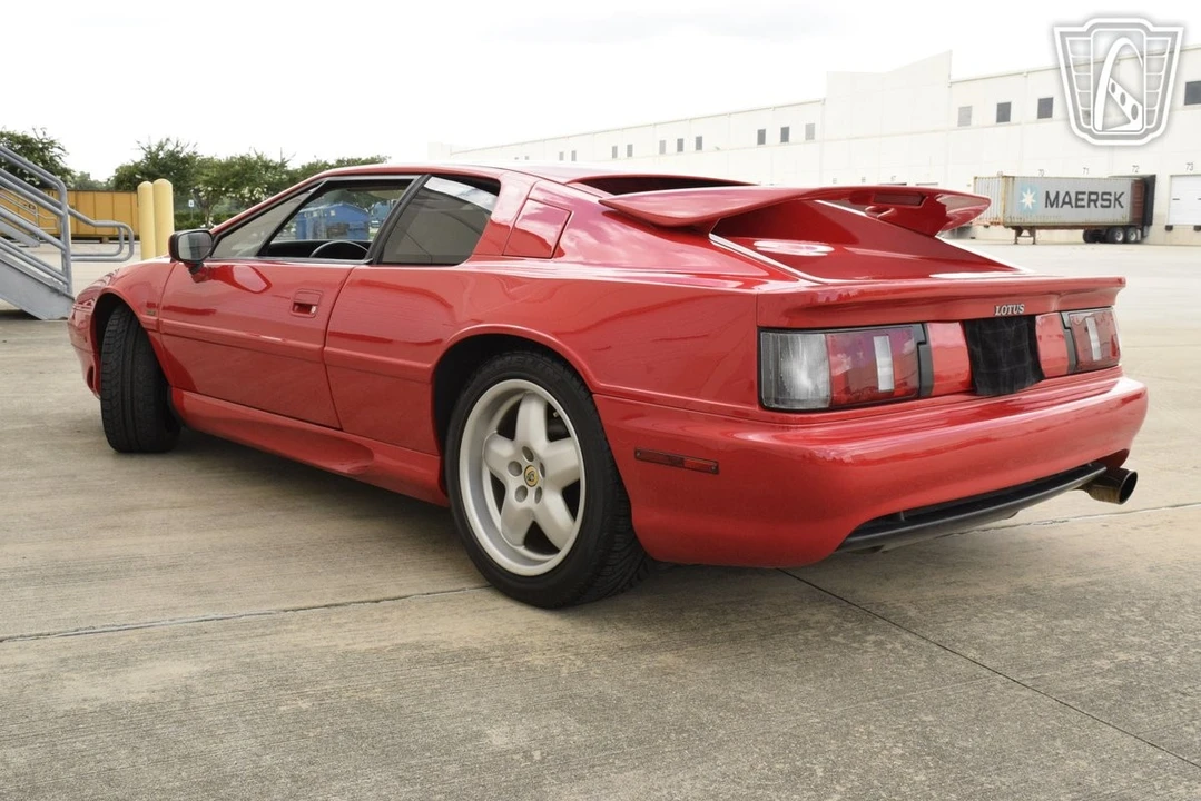 1994 Lotus Esprit Series 4 - Image 9 of 12