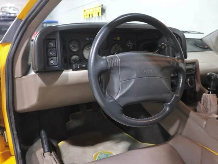 1994 Lotus Esprit Series 4 - Image 11 of 18