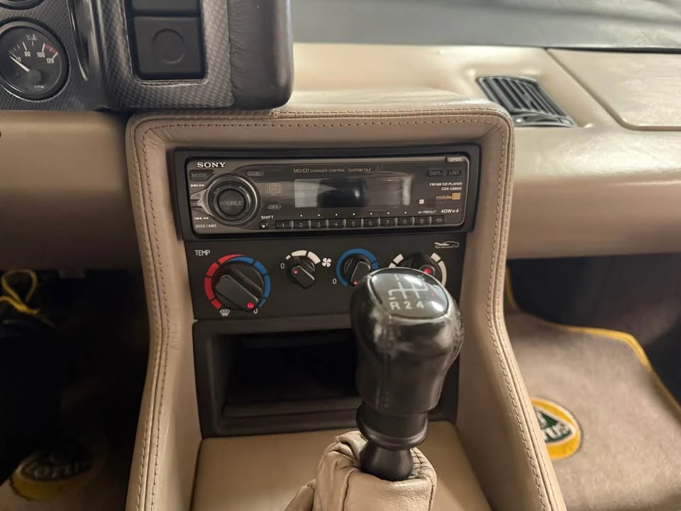 1994 Lotus Esprit Series 4 - Image 7 of 10