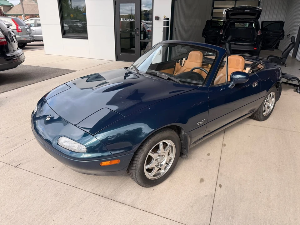 1994 Mazda NA MX-5 Miata - Image 13 of 20