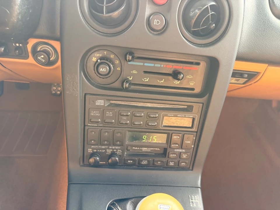 1994 Mazda NA MX-5 Miata - Image 20 of 20