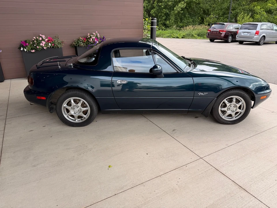1994 Mazda NA MX-5 Miata - Image 7 of 20