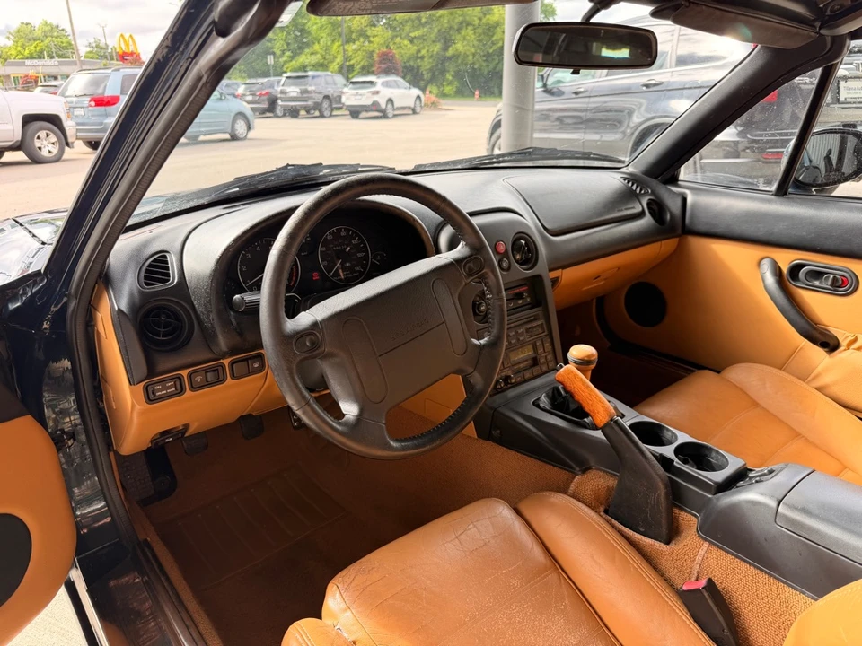 1994 Mazda NA MX-5 Miata - Image 8 of 20