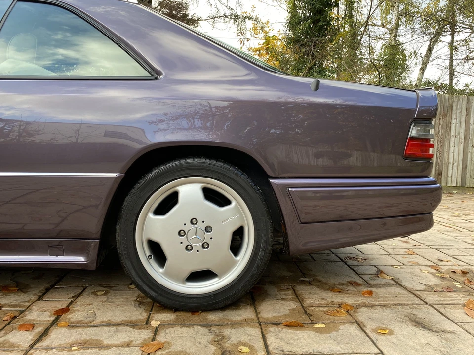 1994 Mercedes-Benz W124 E-Class - Image 15 of 31