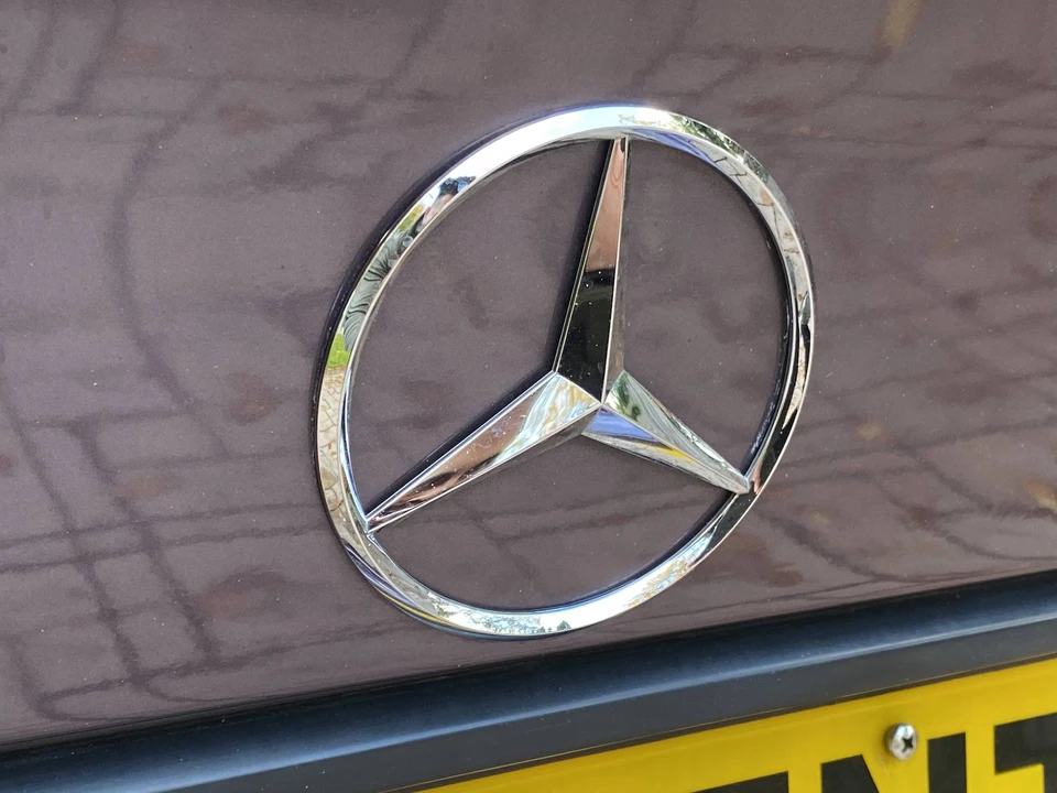 1994 Mercedes-Benz W124 E-Class - Image 17 of 31