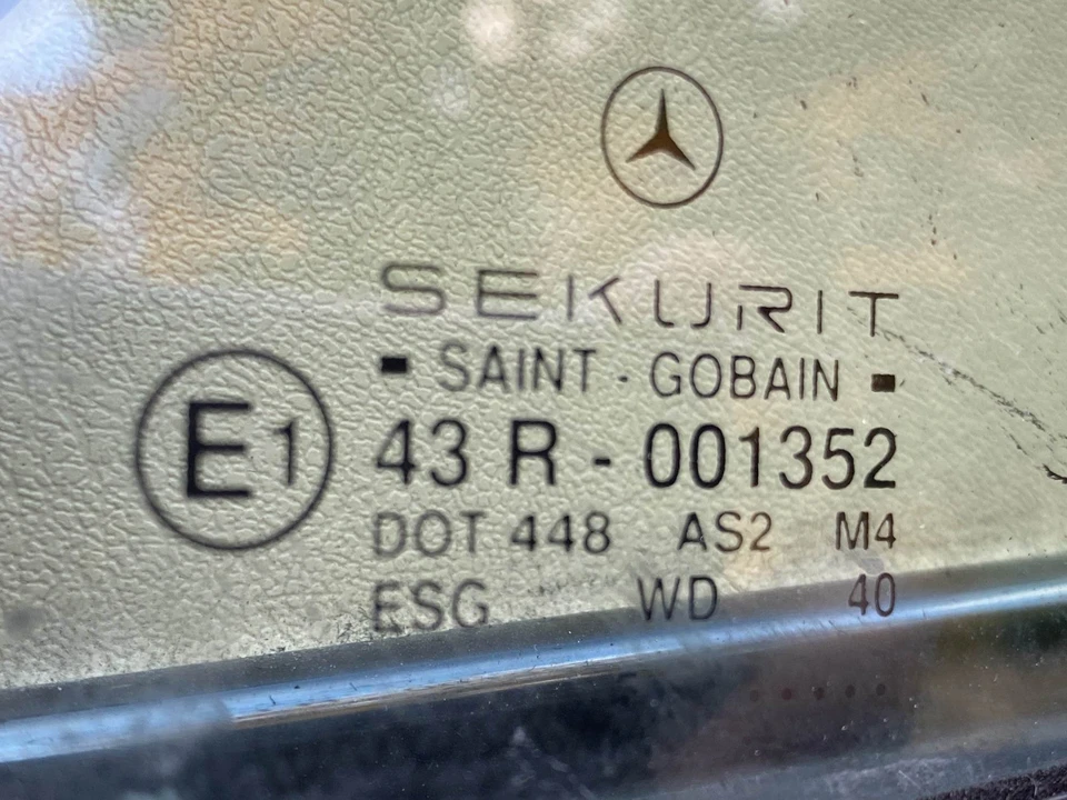 1994 Mercedes-Benz W124 E-Class - Image 20 of 31