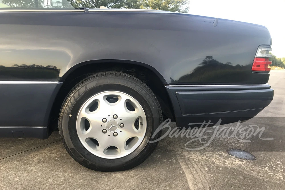 1994 Mercedes-Benz W124 E-Class - Image 16 of 31