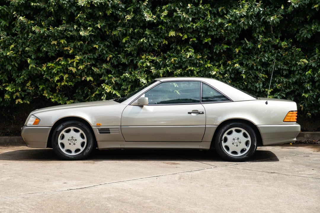 1994 Mercedes-Benz R129 SL-Class - Image 9 of 31