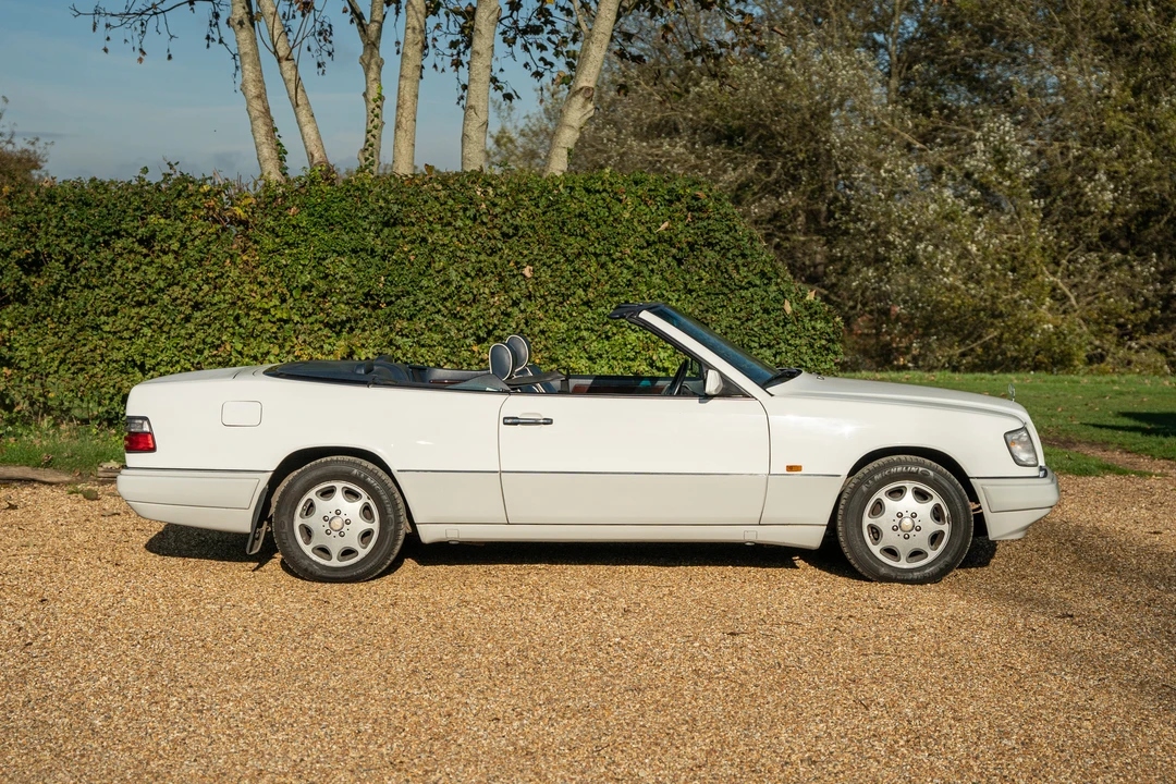 1994 Mercedes-Benz W124 E-Class - Image 5 of 31