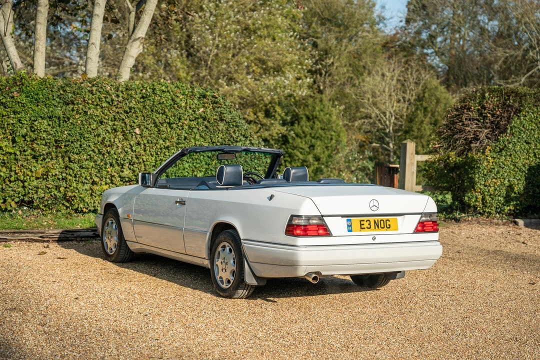 1994 Mercedes-Benz W124 E-Class - Image 8 of 31
