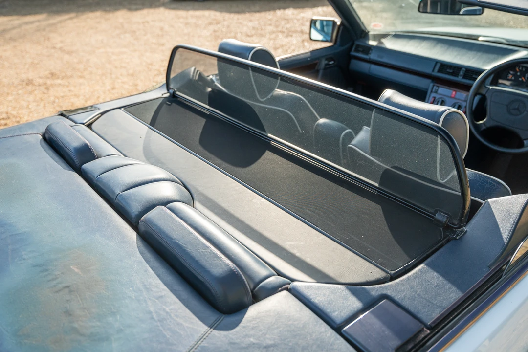 1994 Mercedes-Benz W124 E-Class - Image 27 of 31