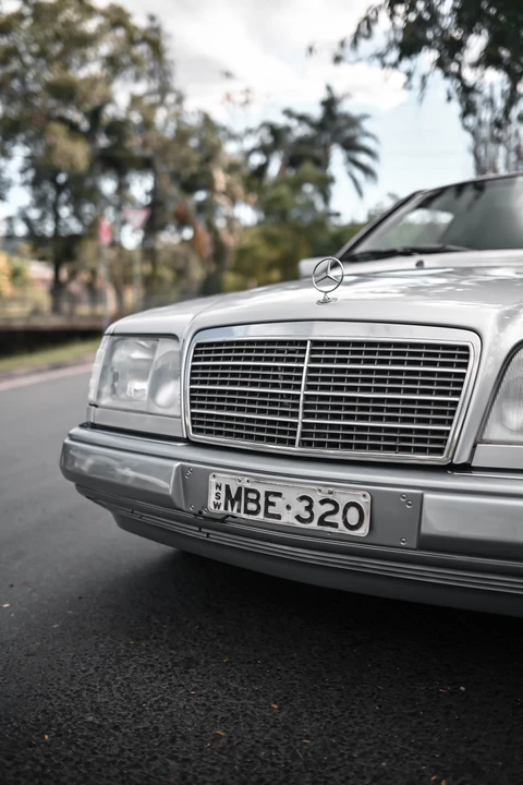 1994 Mercedes-Benz W124 E-Class - Image 15 of 29