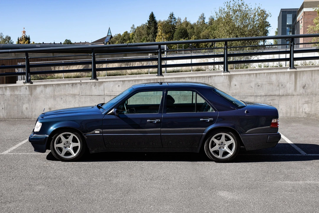 1994 Mercedes-Benz W124 E-Class - Image 17 of 31