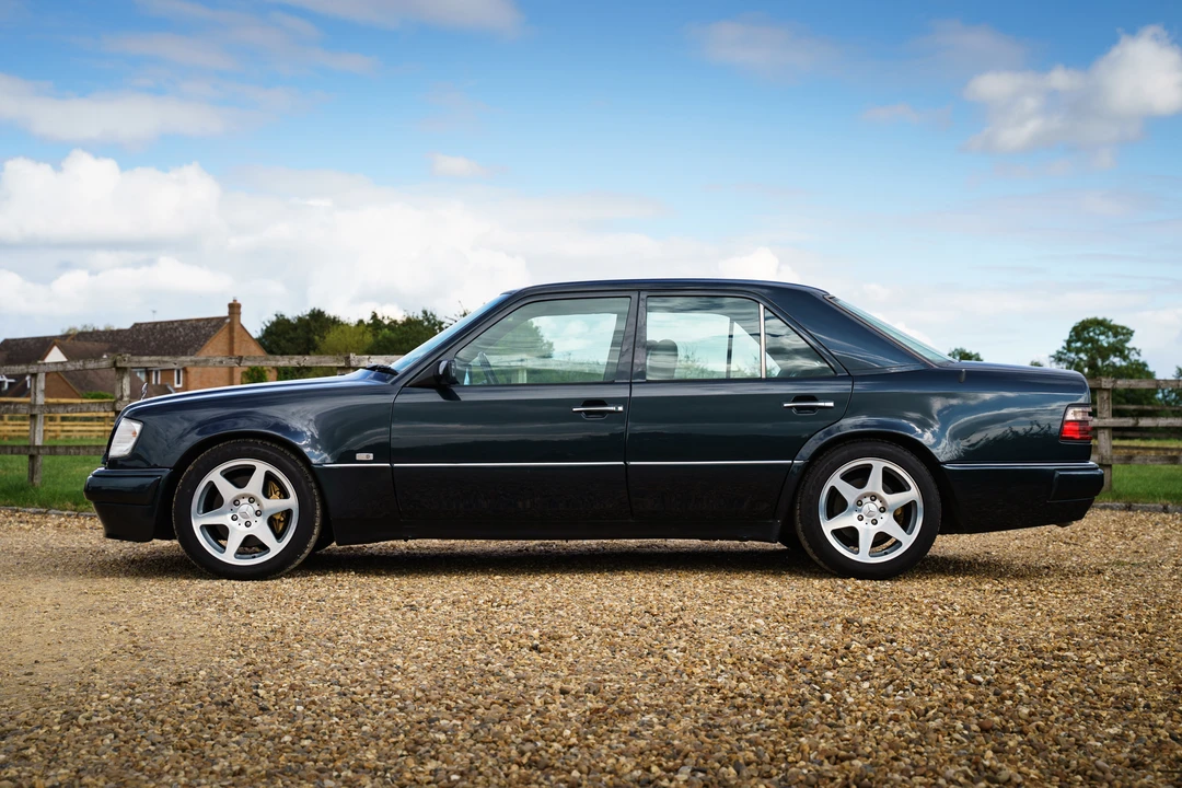 1994 Mercedes-Benz 500E & E500 - Image 9 of 31