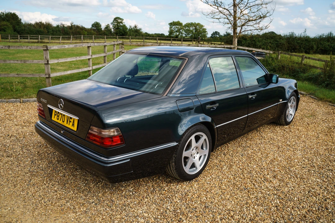 1994 Mercedes-Benz 500E & E500 - Image 6 of 31