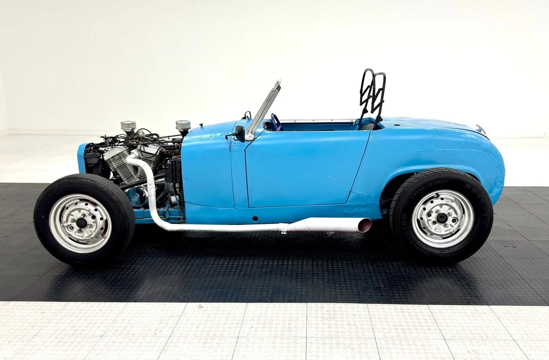 1994 MG - Image 2 of 31