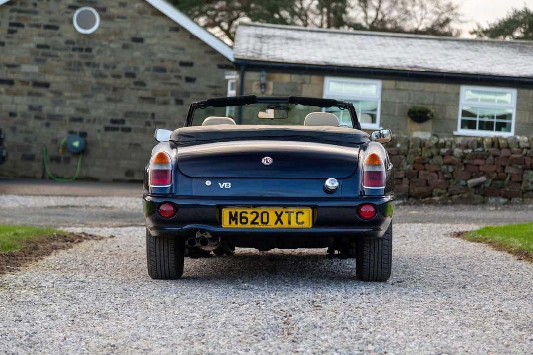 1994 MG RV8 - Image 6 of 30