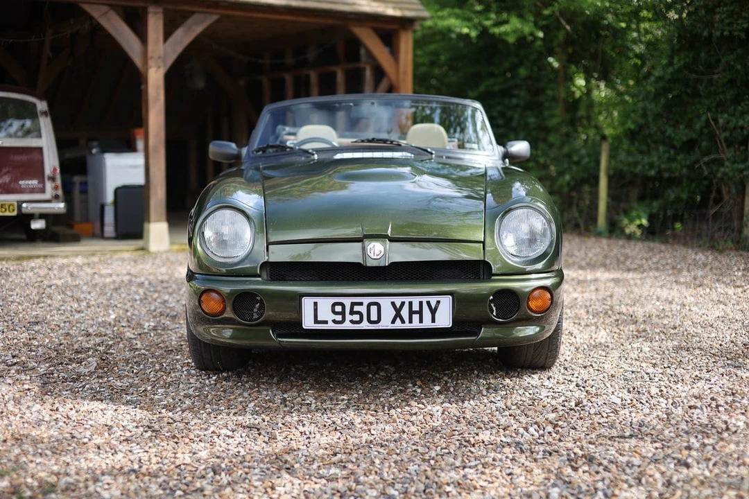 1994 MG RV8 - Image 14 of 30