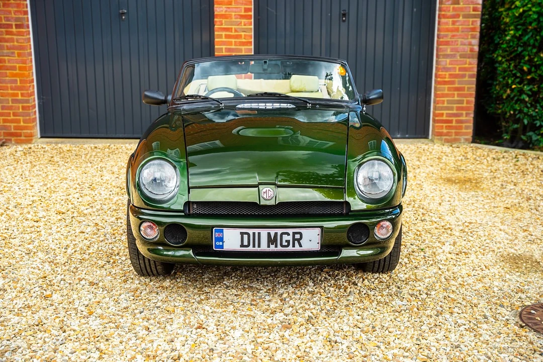1994 MG RV8 - Image 5 of 30