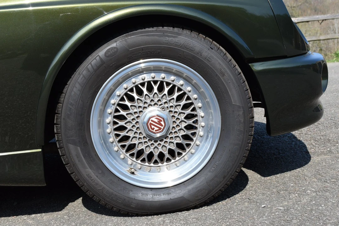 1994 MG RV8 - Image 17 of 30