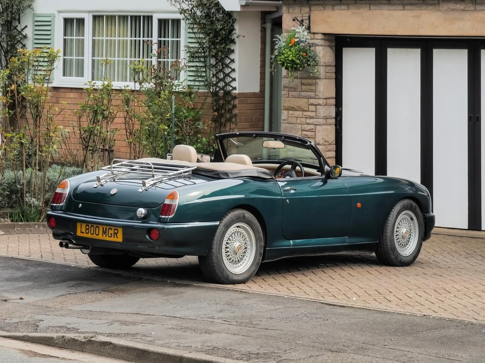 1994 MG RV8 - Image 16 of 30