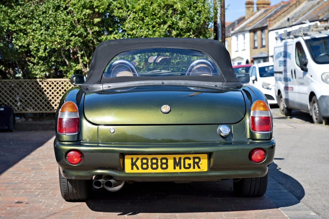1994 MG RV8 - Image 15 of 30