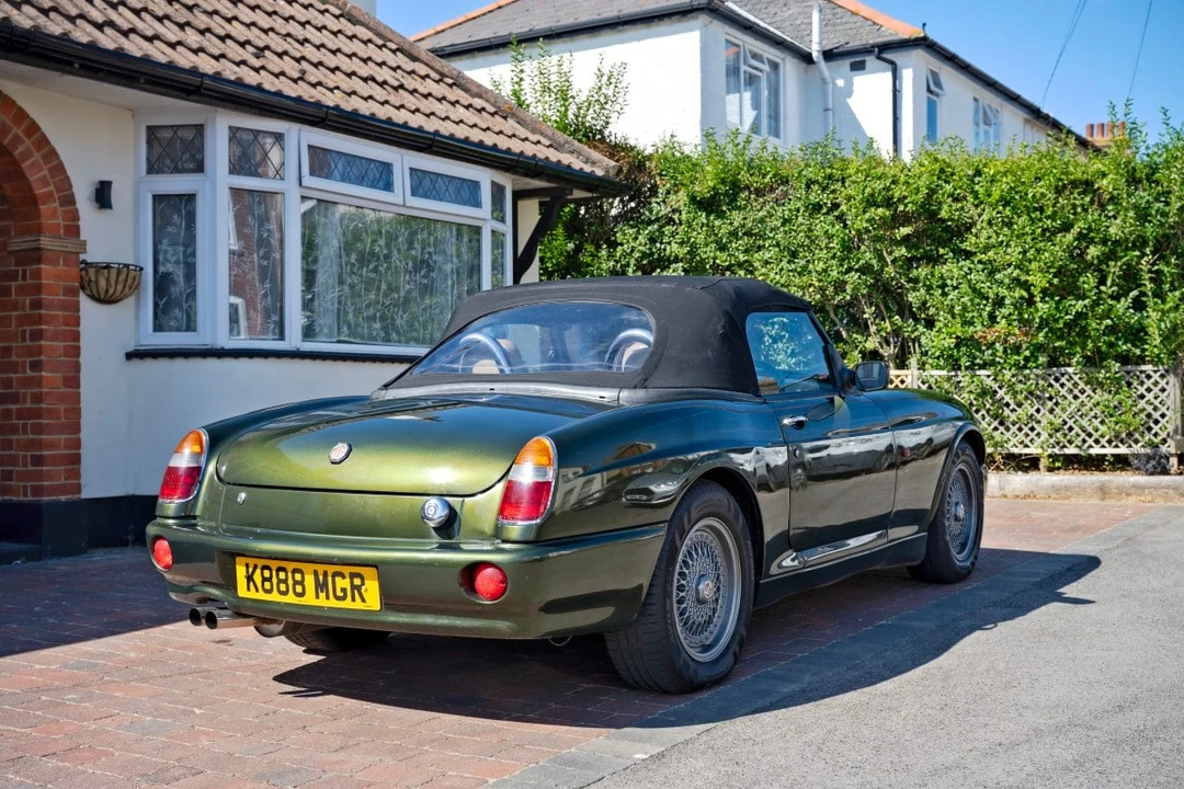 1994 MG RV8 - Image 14 of 30