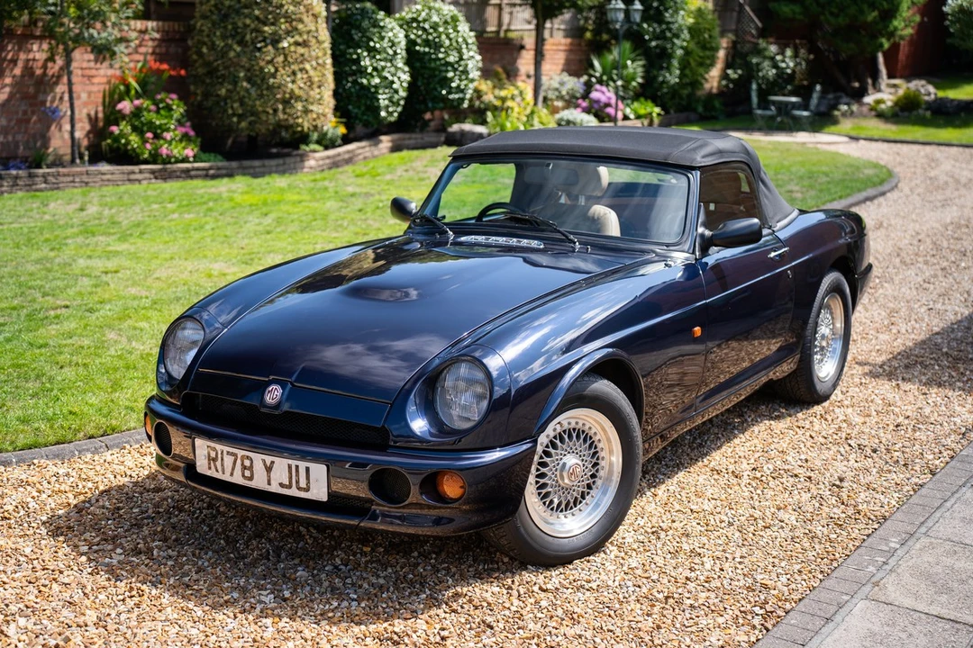 1998 MG RV8 - Image 15 of 30