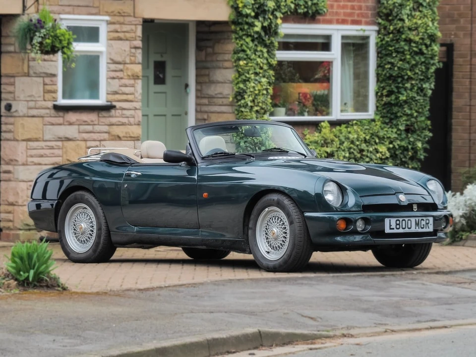 1994 MG RV8 - Image 2 of 30