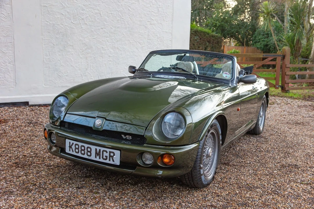 1994 MG RV8 - Image 27 of 30