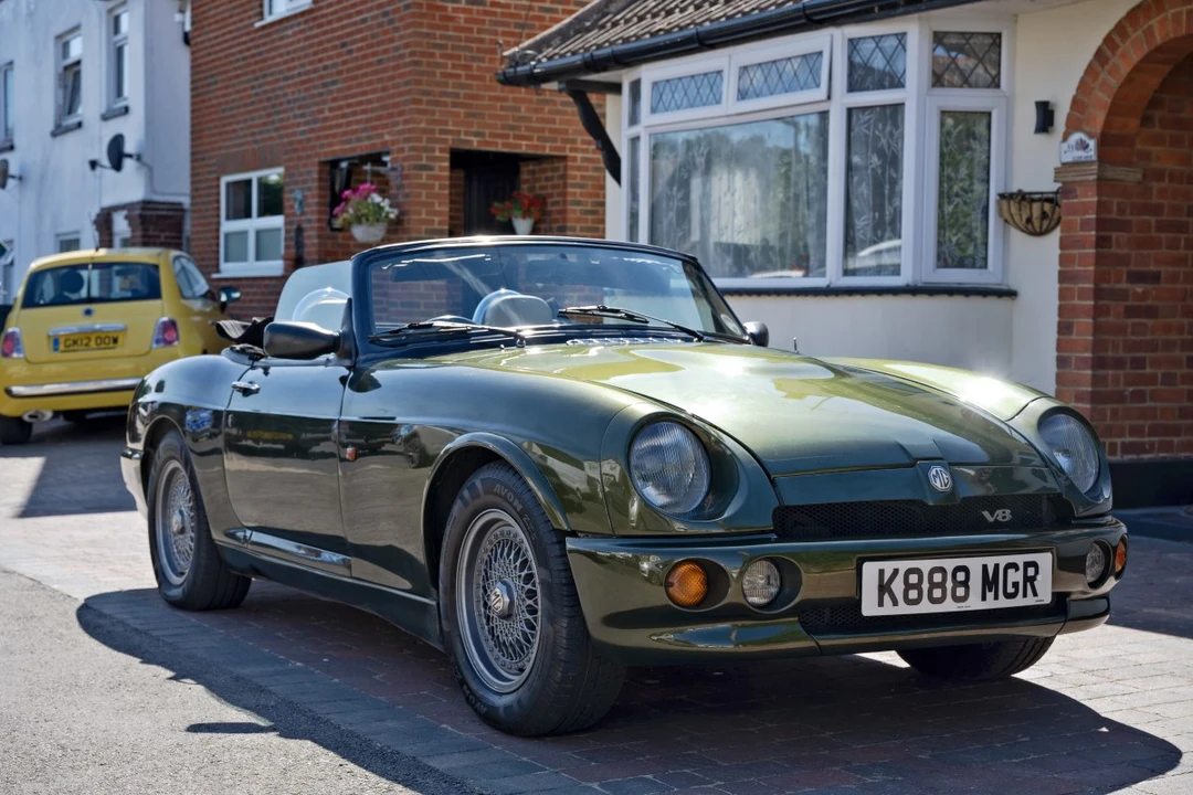 1994 MG RV8 - Image 8 of 30
