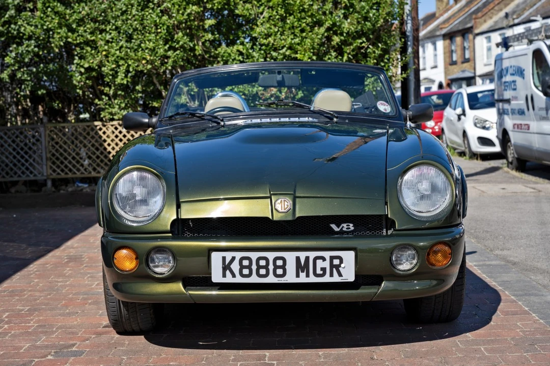 1994 MG RV8 - Image 2 of 30
