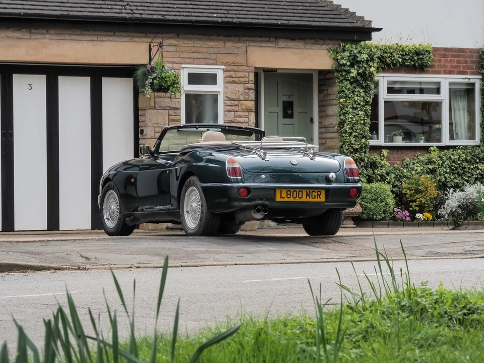 1994 MG RV8 - Image 12 of 30