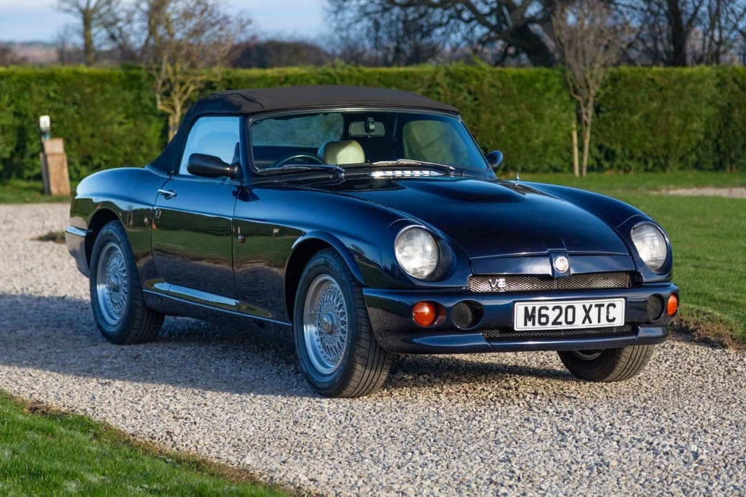 1994 MG RV8 - Image 9 of 30