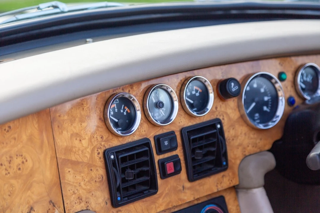 1994 MG RV8 - Image 26 of 30