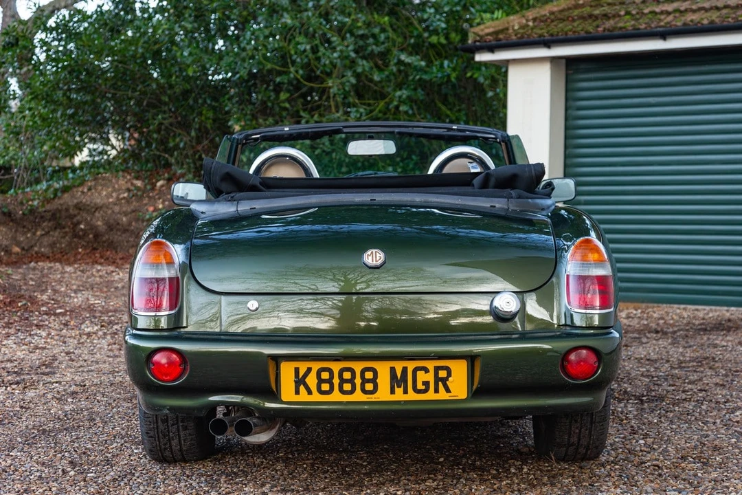 1994 MG RV8 - Image 13 of 30