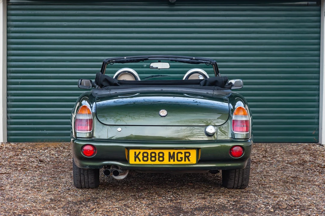 1994 MG RV8 - Image 5 of 30