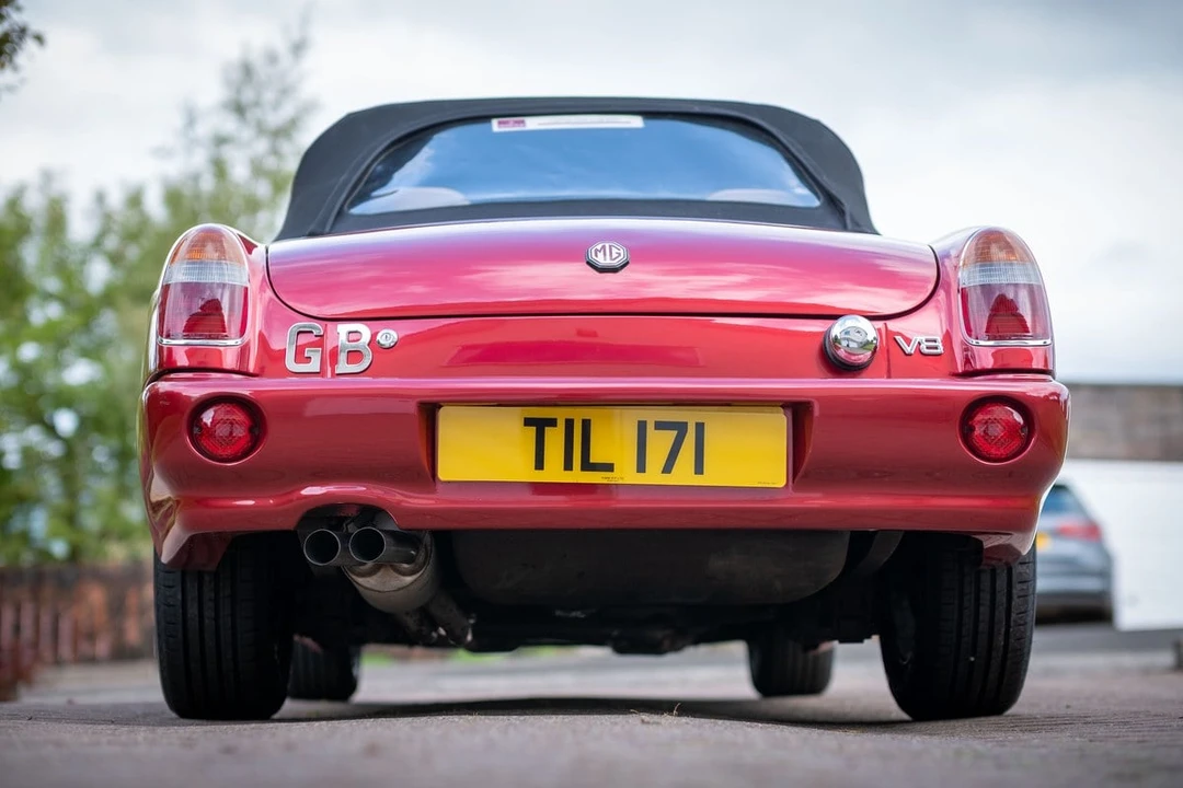 1994 MG RV8 - Image 22 of 30