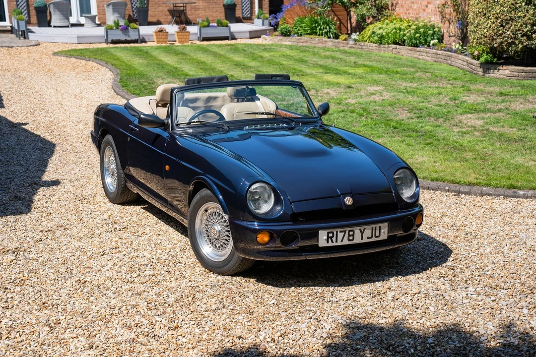 1998 MG RV8 - Image 3 of 30