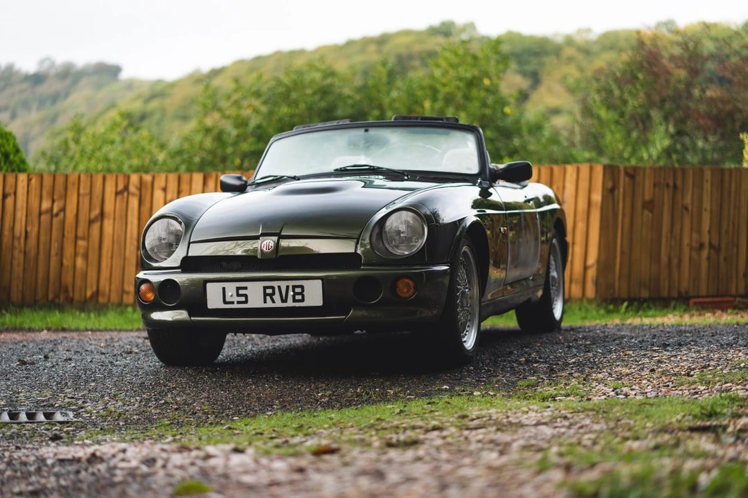 1994 MG RV8 - Image 2 of 30
