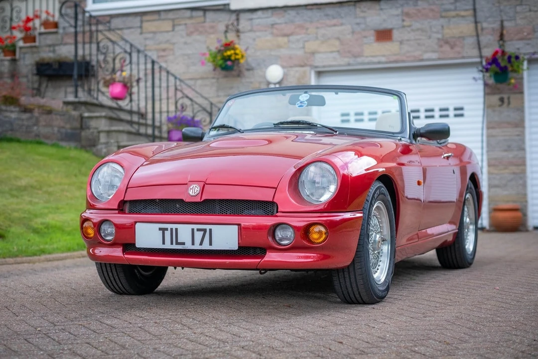 1994 MG RV8 - Image 5 of 30