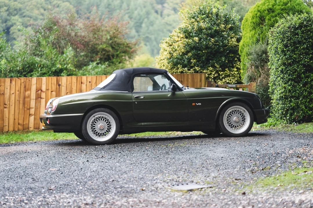 1994 MG RV8 - Image 13 of 30
