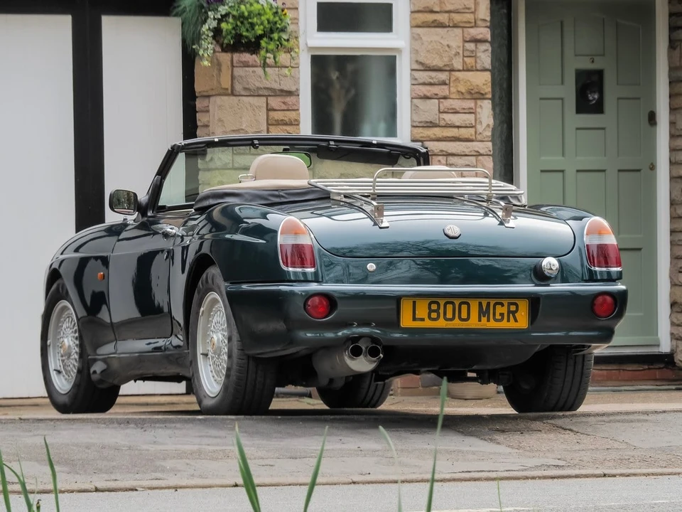 1994 MG RV8 - Image 17 of 30