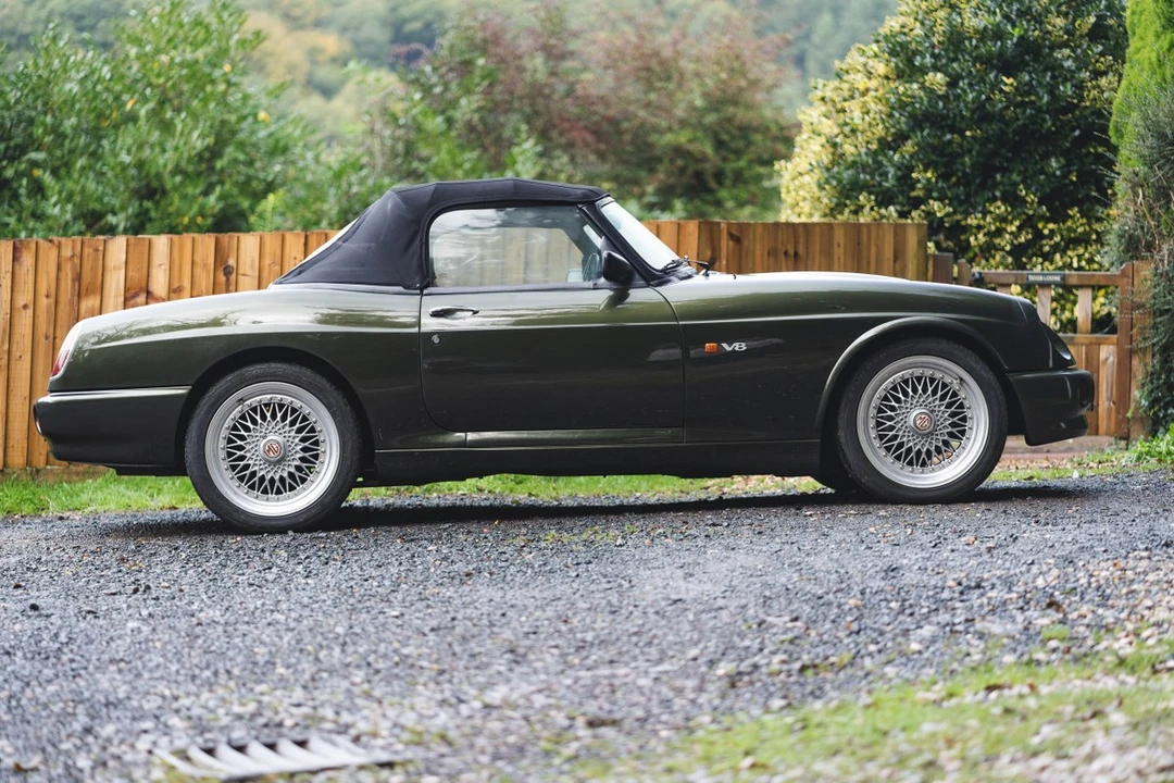 1994 MG RV8 - Image 12 of 30