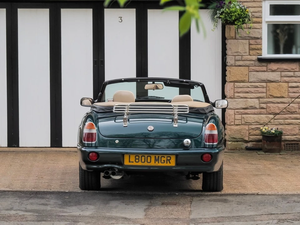 1994 MG RV8 - Image 28 of 30
